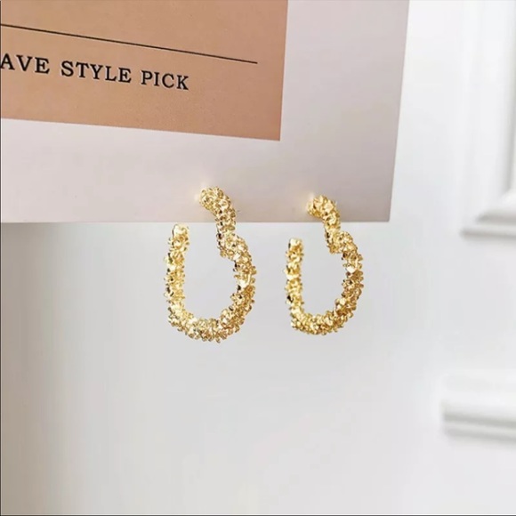 Gold Plated Heart Hoop Earrings ❤️ - Picture 4 of 6